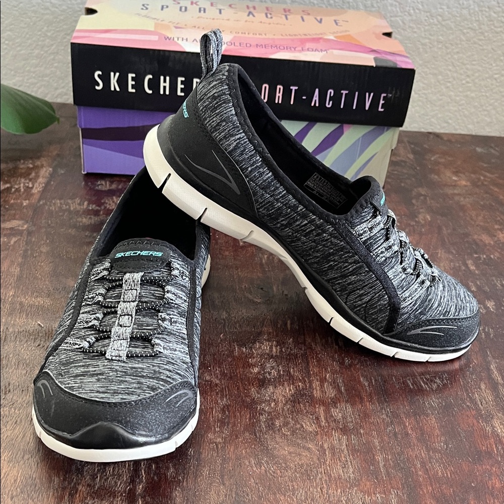 Skechers Women's Black and Gray Slip-On Knit Memory Foam Sneakers shoes